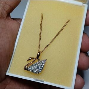 Vintage Swarovski Crystal Swan Pendant Necklace And Pin / Brooch Set